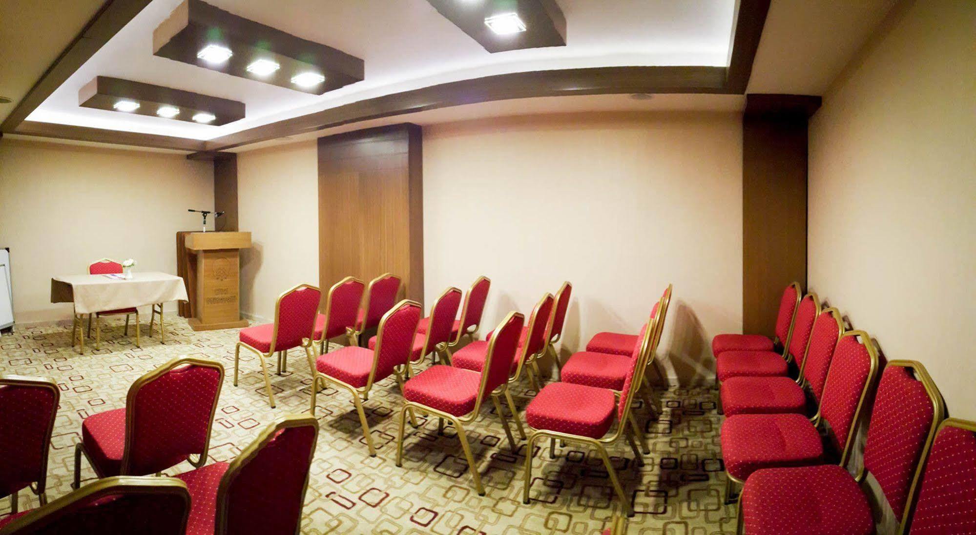 Otel Mutevelli Кастамону Екстериор снимка